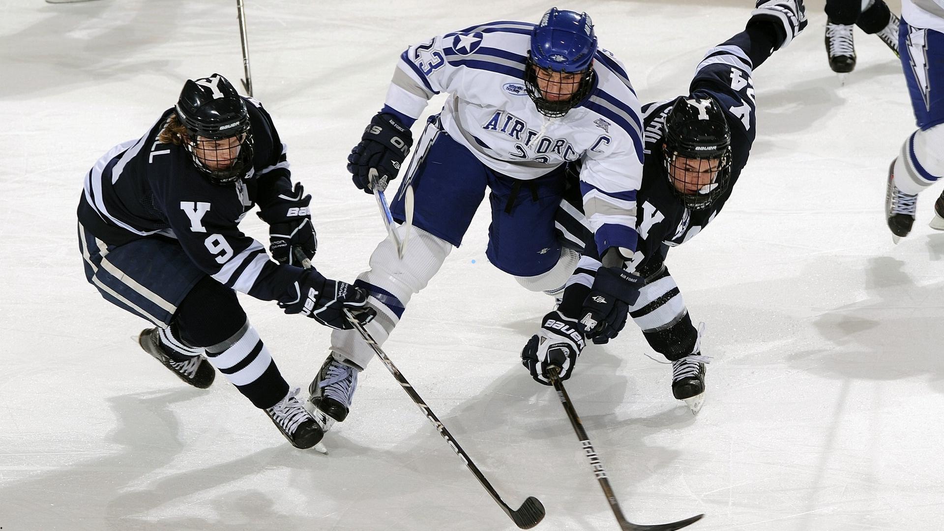 韦德盛赞坎宁安，新一代指挥者，传承罗伊的领袖基因